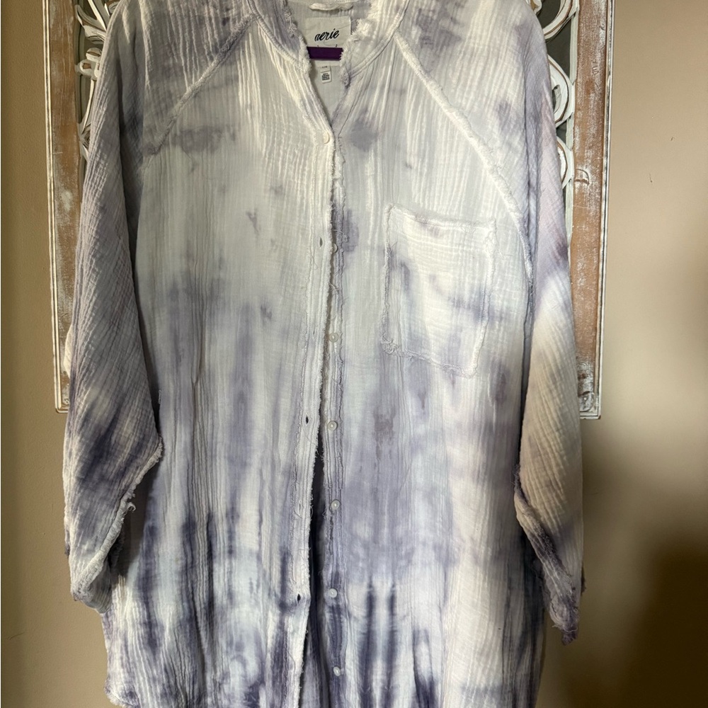 Aerie Women’s Tie-Dye Shirt - Blue and White
